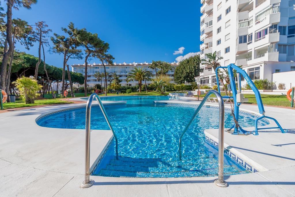شقة Apartamento Club Algaida Beach Sitio de Calahonda المظهر الخارجي الصورة