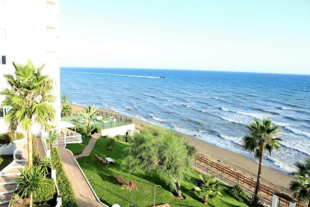 شقة Apartamento Club Algaida Beach Sitio de Calahonda المظهر الخارجي الصورة